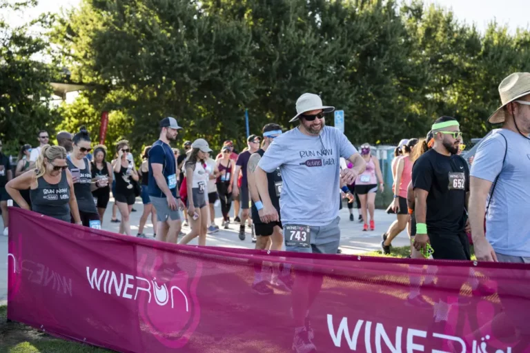 Wicked Wine Run 2016 Burleson: A Colorful 5K Adventure with Wine and Fun